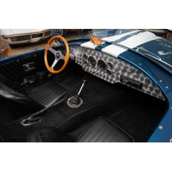 intérieur shelby cobra 427 réplique d u constructeur fiberfab , bleu , V8 ford avec compresseur weiand