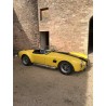 shelby cobra réplique de la marque américaine Classic Roadsters  finition jaune bande noir