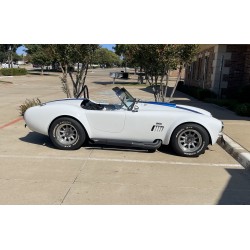 Shelby Cobra 427  réplique Contemporary Classic V8 Ford FE 7 litre boite 5 , blanc Bleu à vendre en France