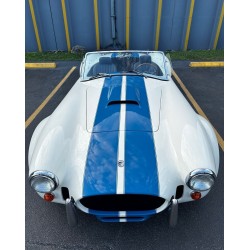 cobra Classic Roadsters blanche V8 5,7 litre boite 5  à vendre en france