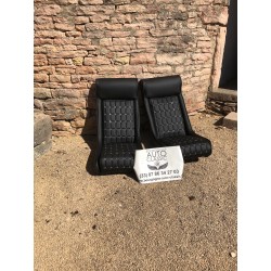 Paire de sièges GT40 réplica  (GT Dévelopment) refait à neuf en cuir noir patiné