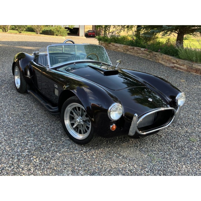 Shelby cobra 427 réplique de la marque BUTLER , V8 Ford 427 FE side oiler 7 litres à vendre , noir