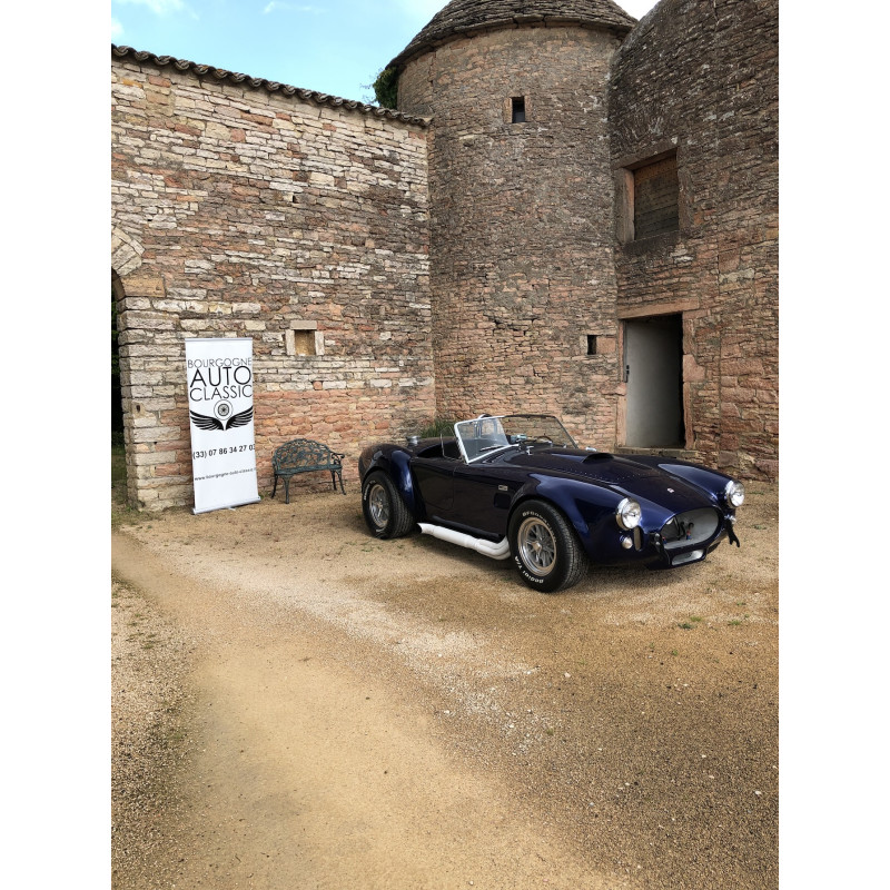 Cobra Classic motor Carriages bleu , V8 Ford Shelby  8 Litres Alu