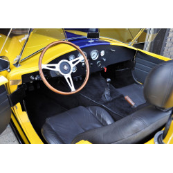 Cobra Classic Motor Carriages 1993, V8 Ford 5 litres(302ci HO) , boite 4 mécanique