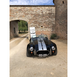Shelby cobra 427SC Everett-Morrison , V8 bigBlock 7,4 litres boite 6 mécanique , peinture noir bandes grises