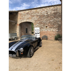Cobra Everett-Morrison 427SC , V8 7,4 Litres, boite méca 6,  Suspensions Aluminium de Corvette C4