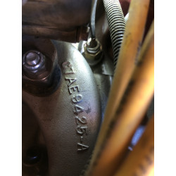 Pipe  historique  et collector 1967 Ford de 1967 Médium Riser référence C7AE-9425-A